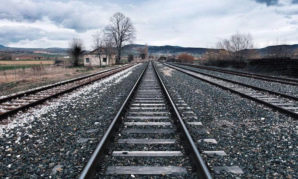 Αλεξανδρούπολη: Ξήλωσαν ράγες από το δίκτυο του ΟΣΕ